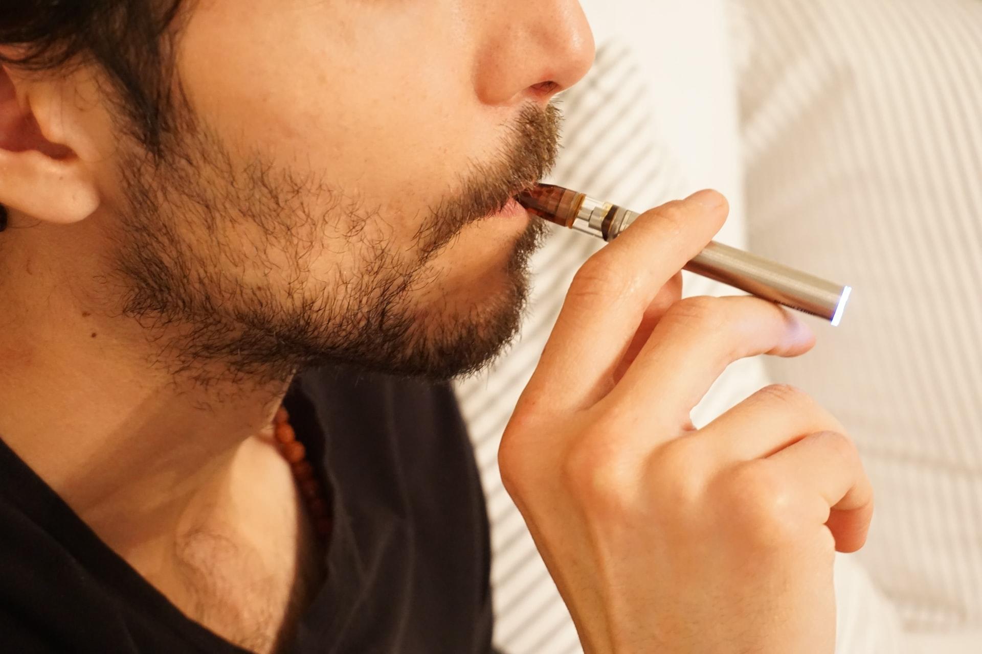 what do adults need to know about vaping - Manchester